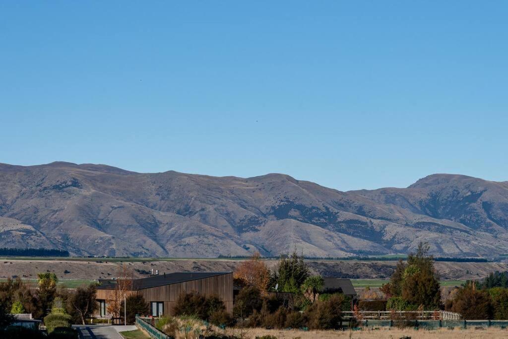 Cosy Studio With Mountain Views Apartment Wanaka Ngoại thất bức ảnh